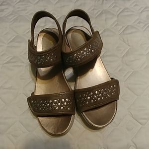 Easy Spirit Sandals